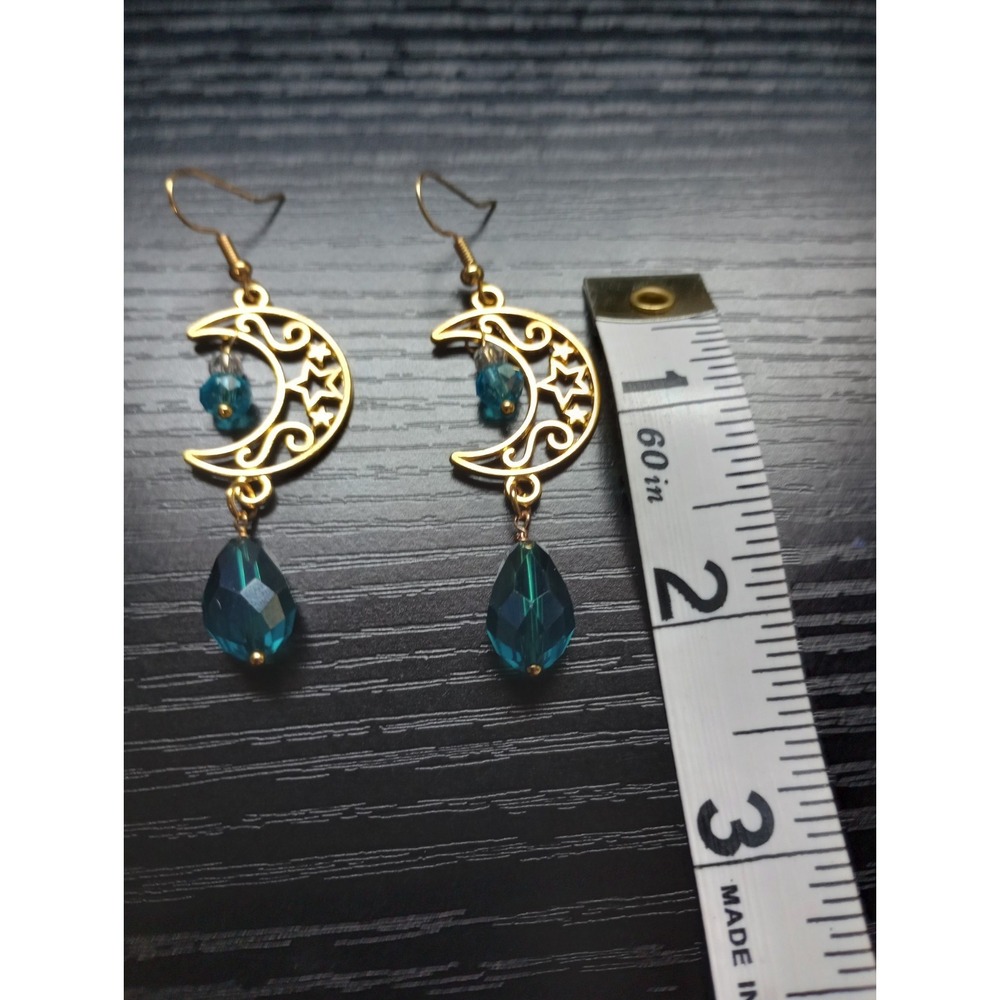 Gold Tone Crescent Moon Star Dangle Earrings Teal Faceted Bead Celestial Boho - Picture 3 of 3